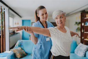 Physiotherapy at Home vs Clinic in Dubai 5 Hidden Savings